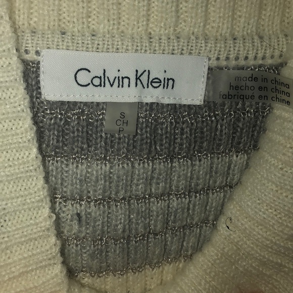 Calvin Klein sweater - Picture 3 of 4